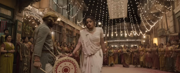 Scene from Gangubai Kathiawadi to illustrate review
